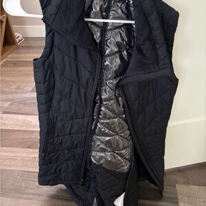 Columbia Black Quilted Vest with Reflective Silver Lining